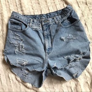 14 NY&CO Denim Shorts
